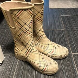 Sperry Plaid Rain Boots - Beige and Multicolor